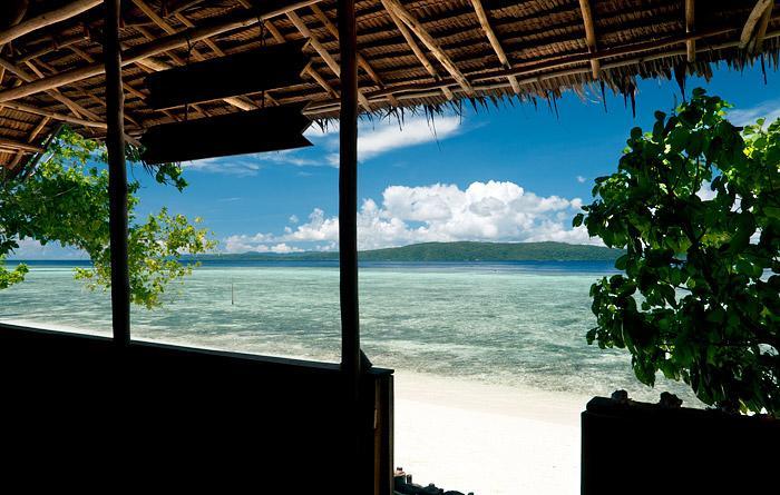 Mambetron Homestay Raja Ampat Pulau Mansuar Esterno foto
